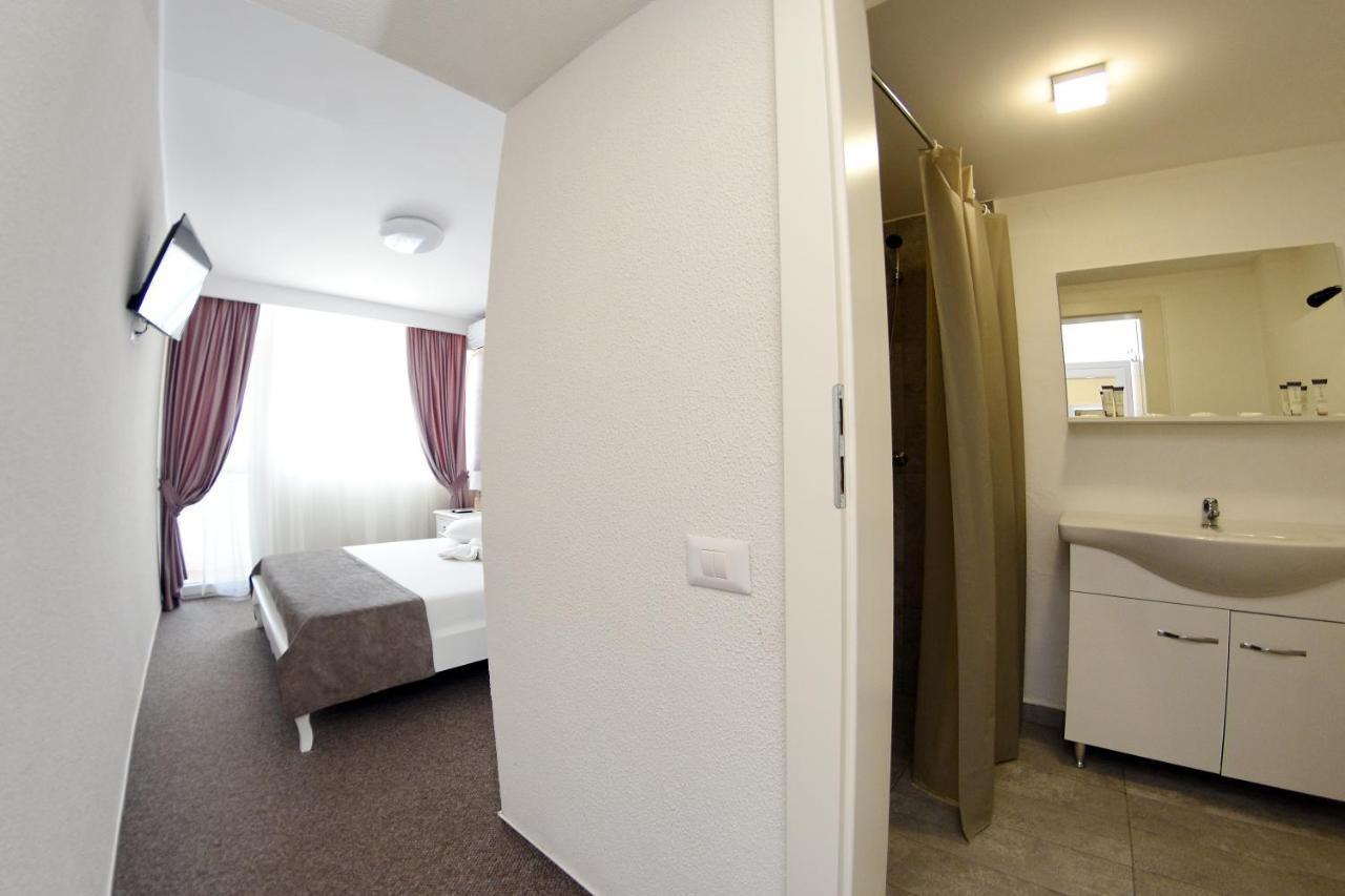 Hotel Victoria 3*