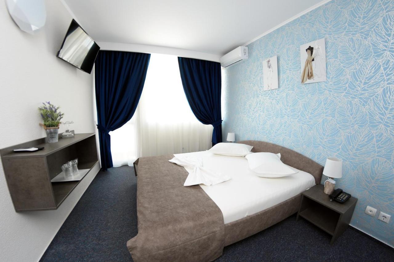Victoria 3* Mamaia
